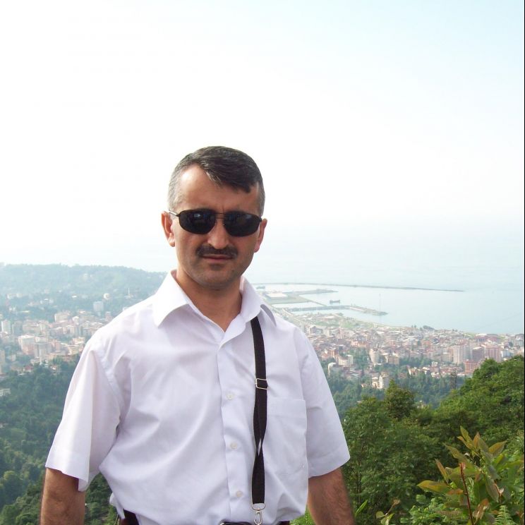 Sener Sen