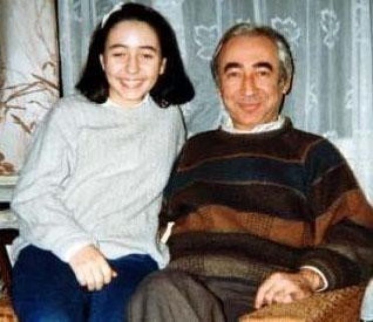 Sener Sen