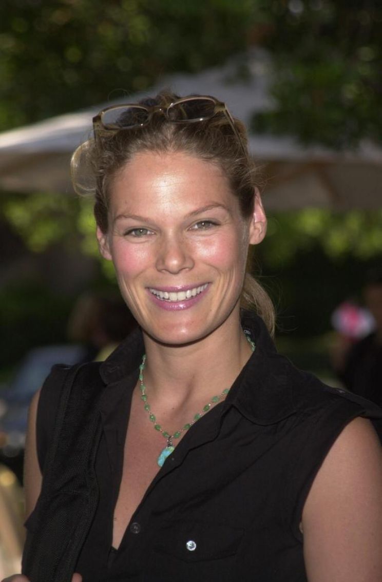 Serena Altschul