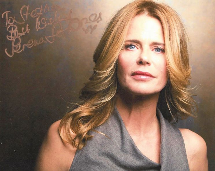 Serena Scott Thomas