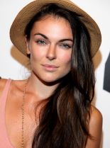 Serinda Swan