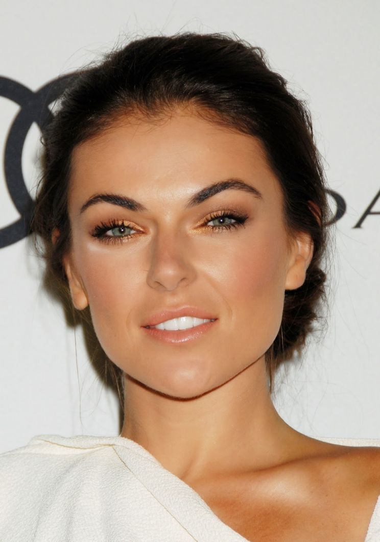 Serinda Swan