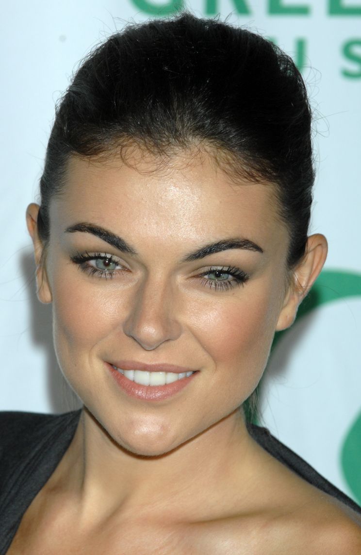 Serinda Swan