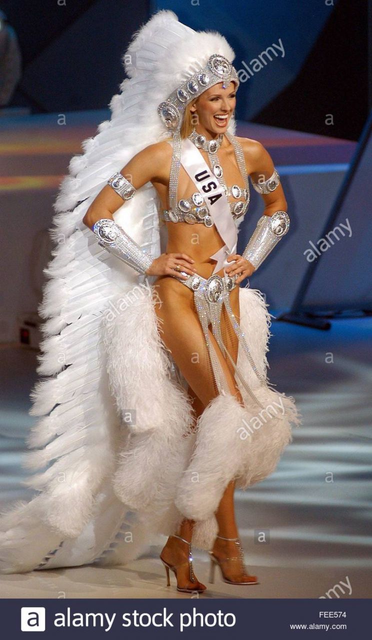 Shandi Finnessey
