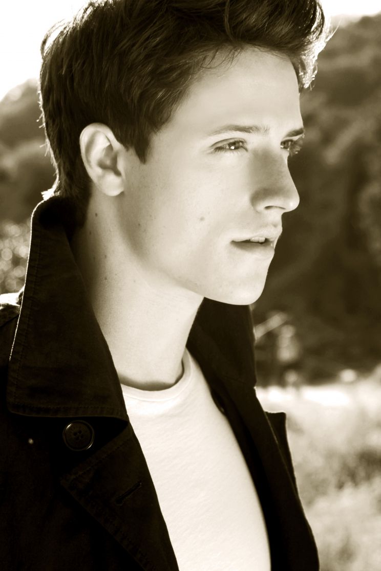 Shane Harper