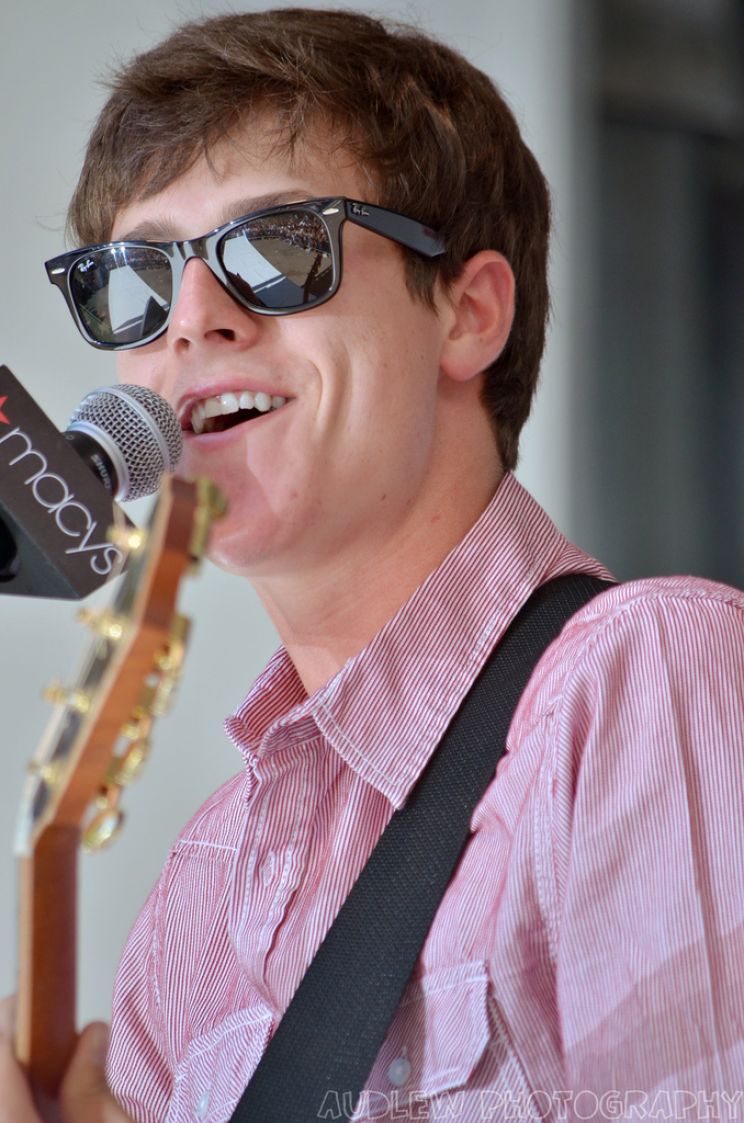 Shane Harper