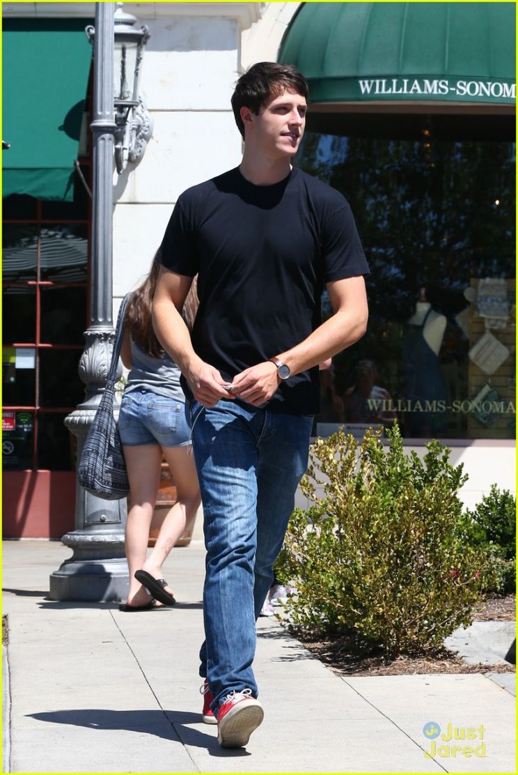 Shane Harper