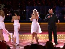 Shane Jacobson photo