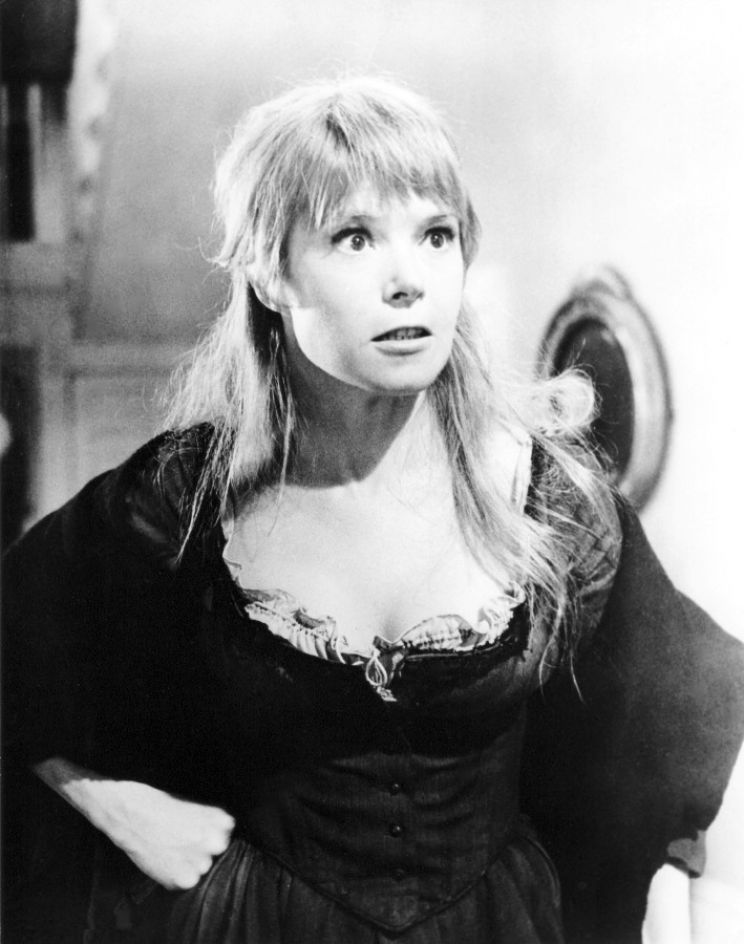 Shani Wallis