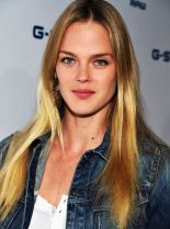 Shannan Click photo