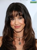 Shannon Elizabeth photo