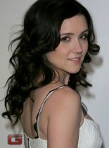 Shannon Woodward