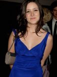 Shannon Woodward