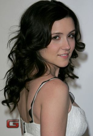 Shannon Woodward