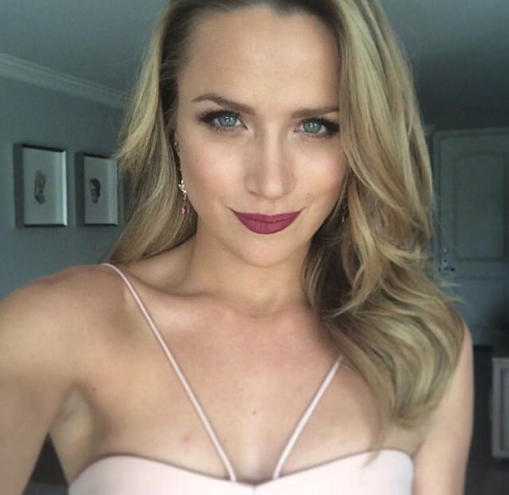 Shantel VanSanten