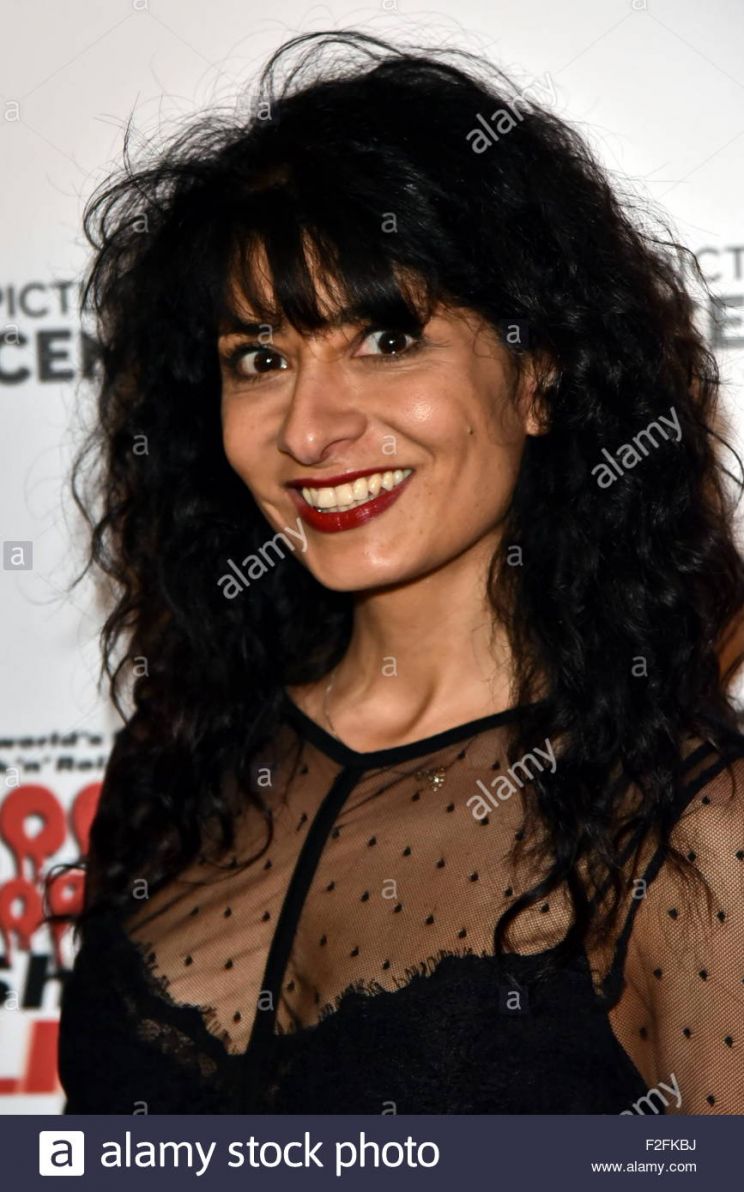Shappi Khorsandi