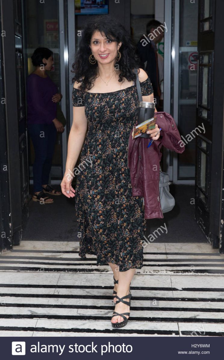 Shappi Khorsandi