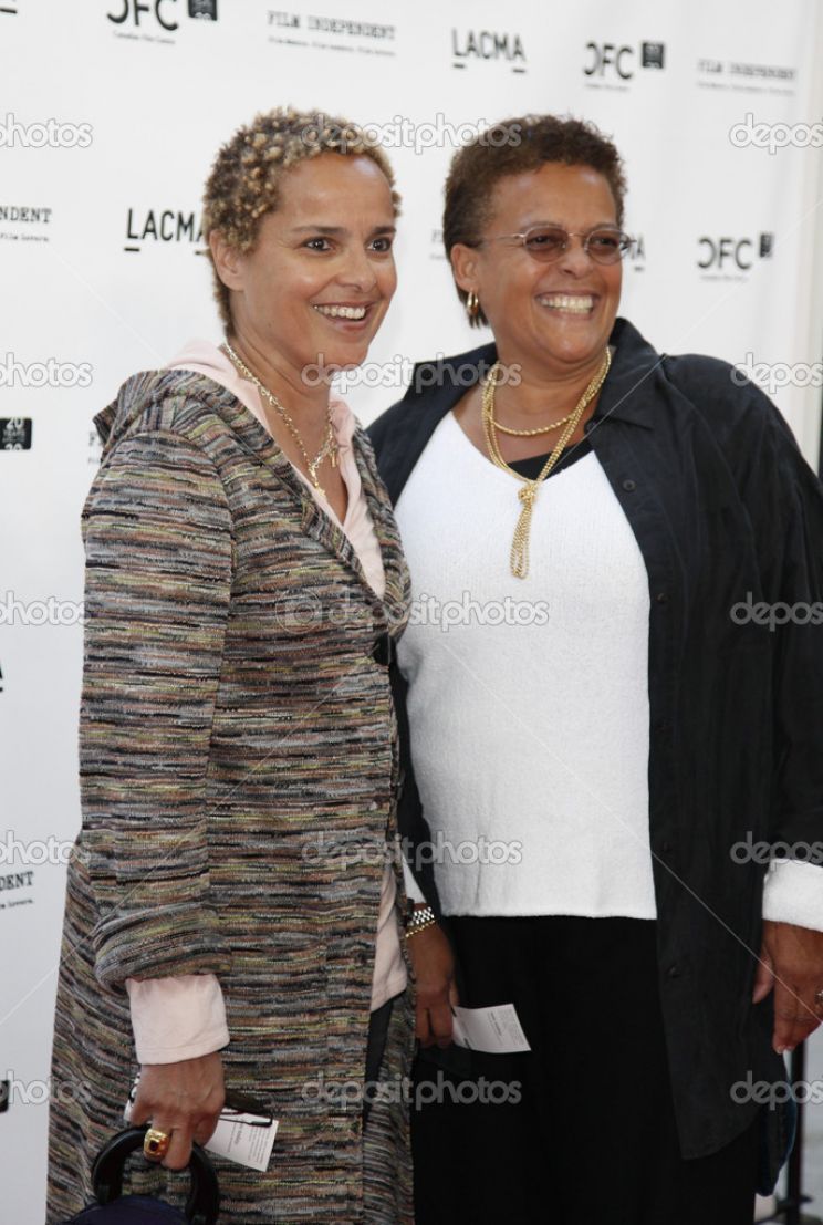 Shari Belafonte