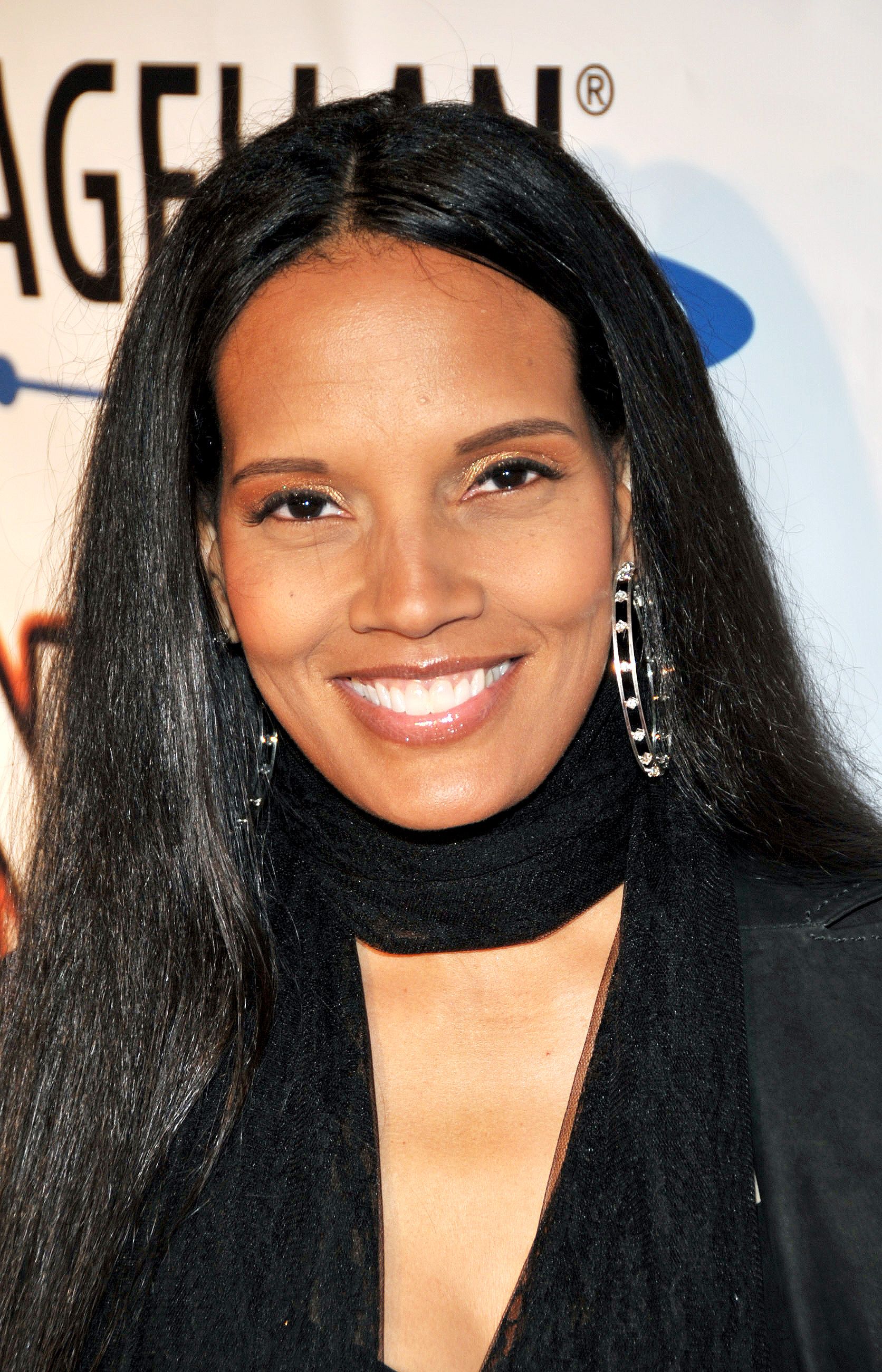 Pictures of Shari Headley