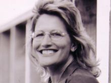 Shari Rhodes