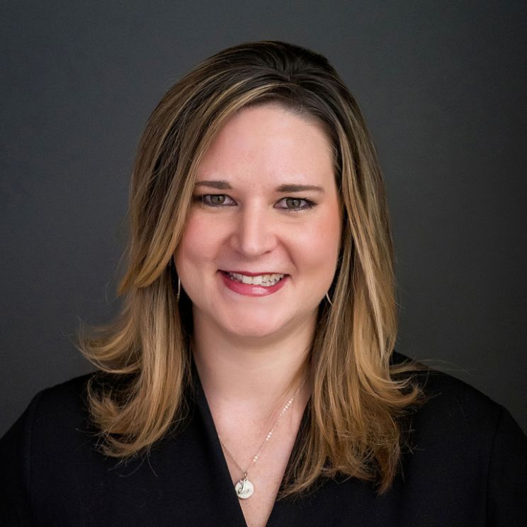 Shari Stowe