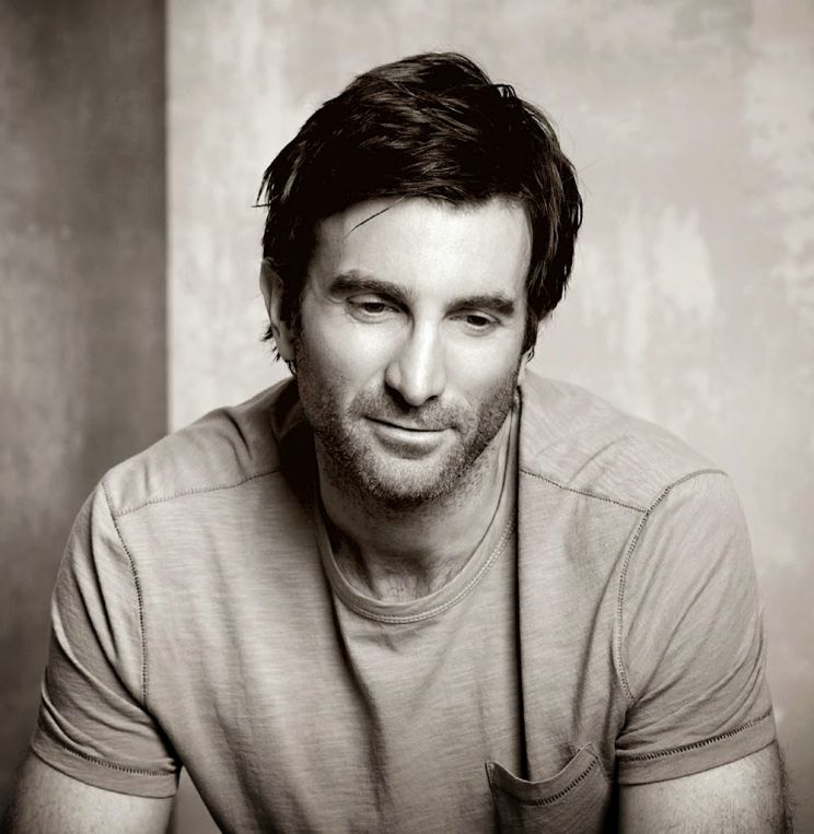 Sharlto Copley