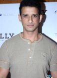 Sharman Joshi