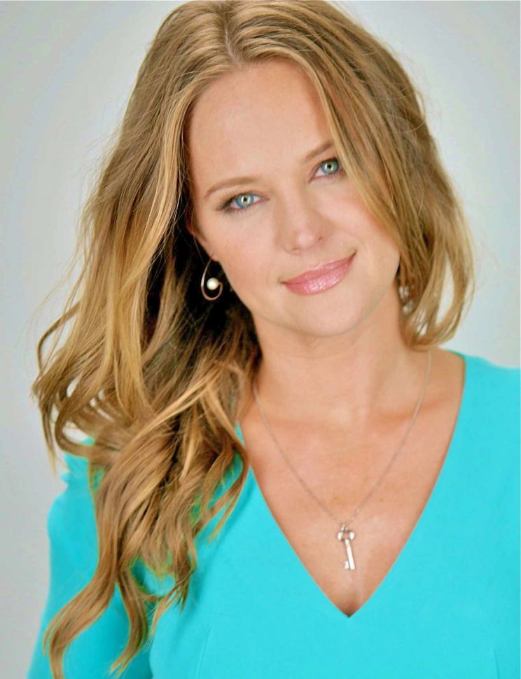 Sharon Case