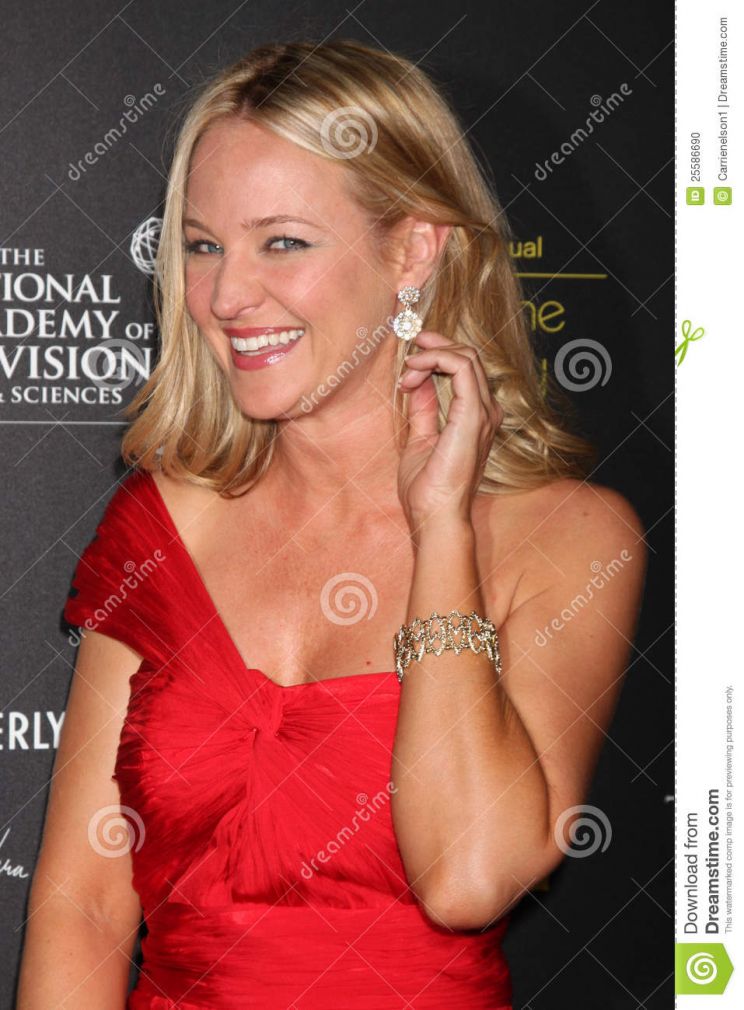 Sharon Case