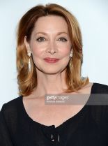 Sharon Lawrence