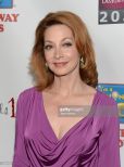 Sharon Lawrence