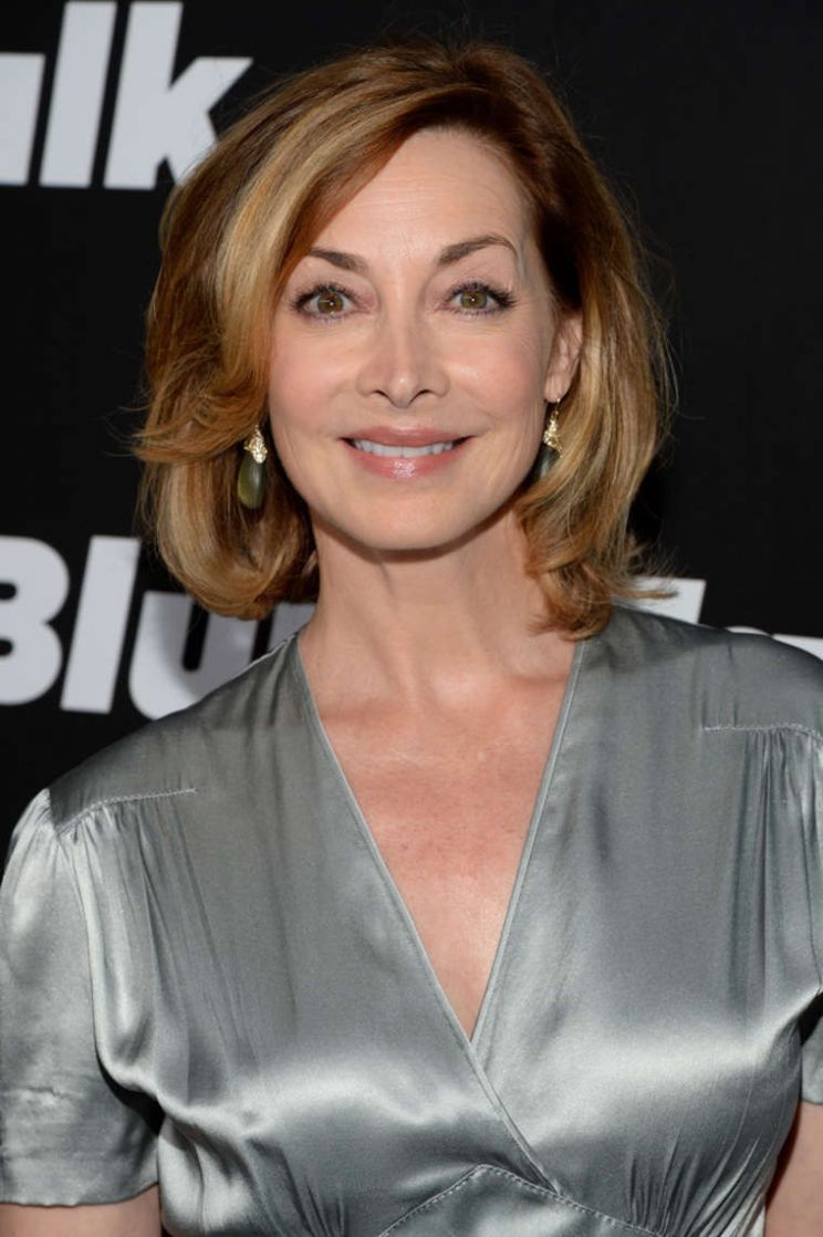 Sharon Lawrence