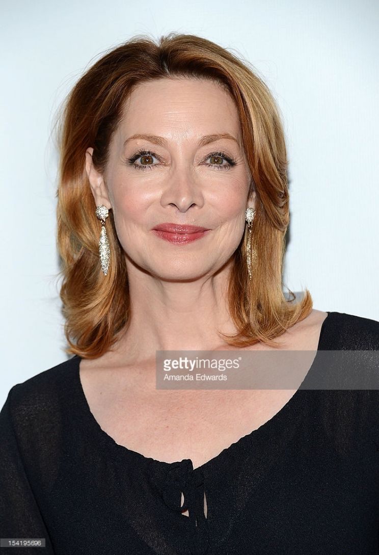 Sharon Lawrence