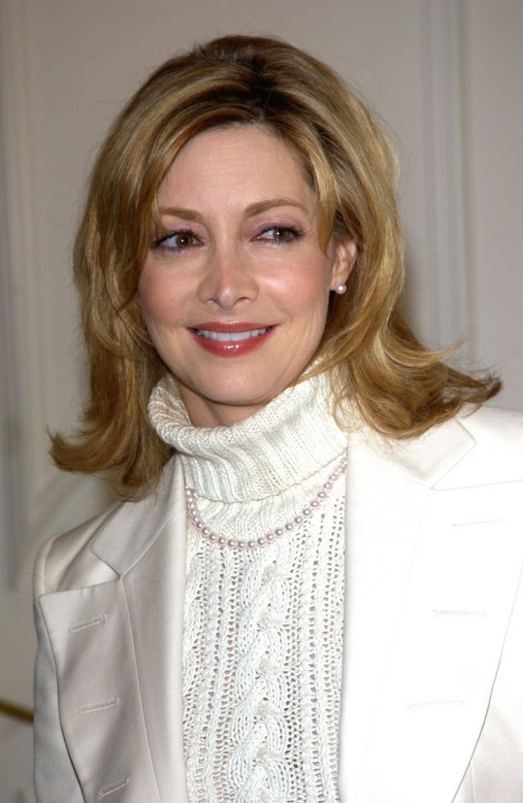 Sharon Lawrence