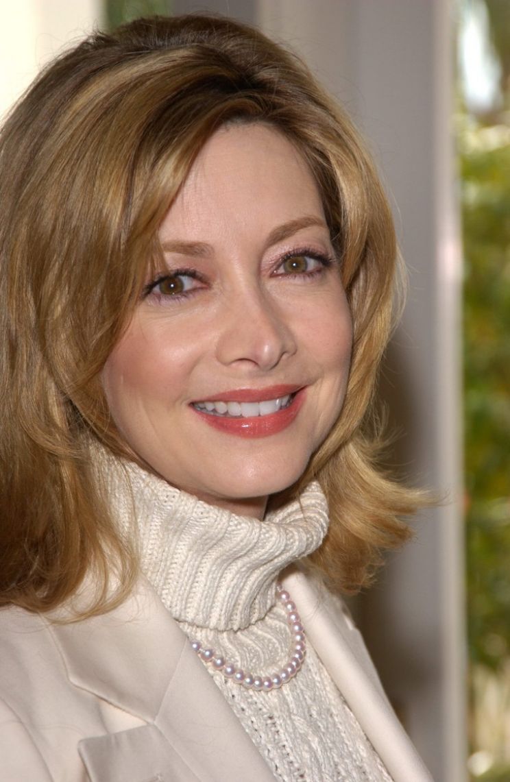 Sharon Lawrence