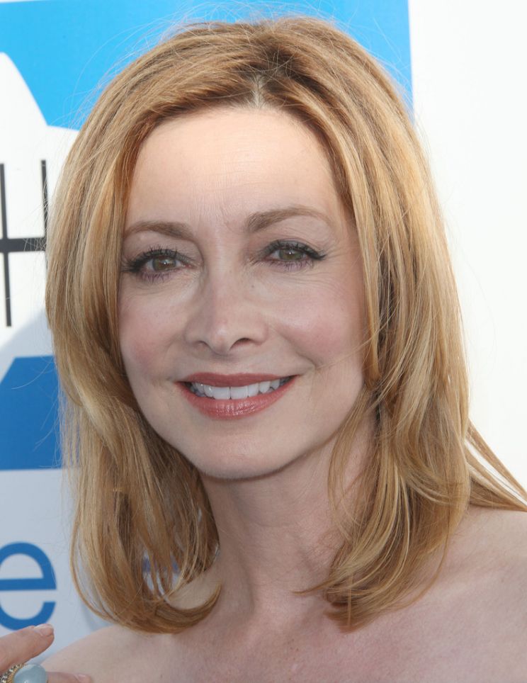 Sharon Lawrence