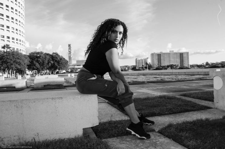 Sharon Paz