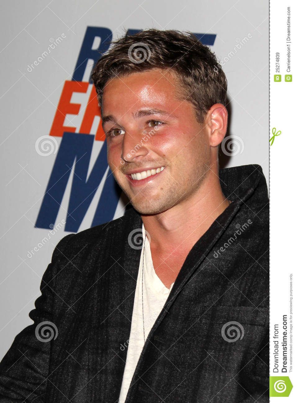 Pictures of Shawn Pyfrom