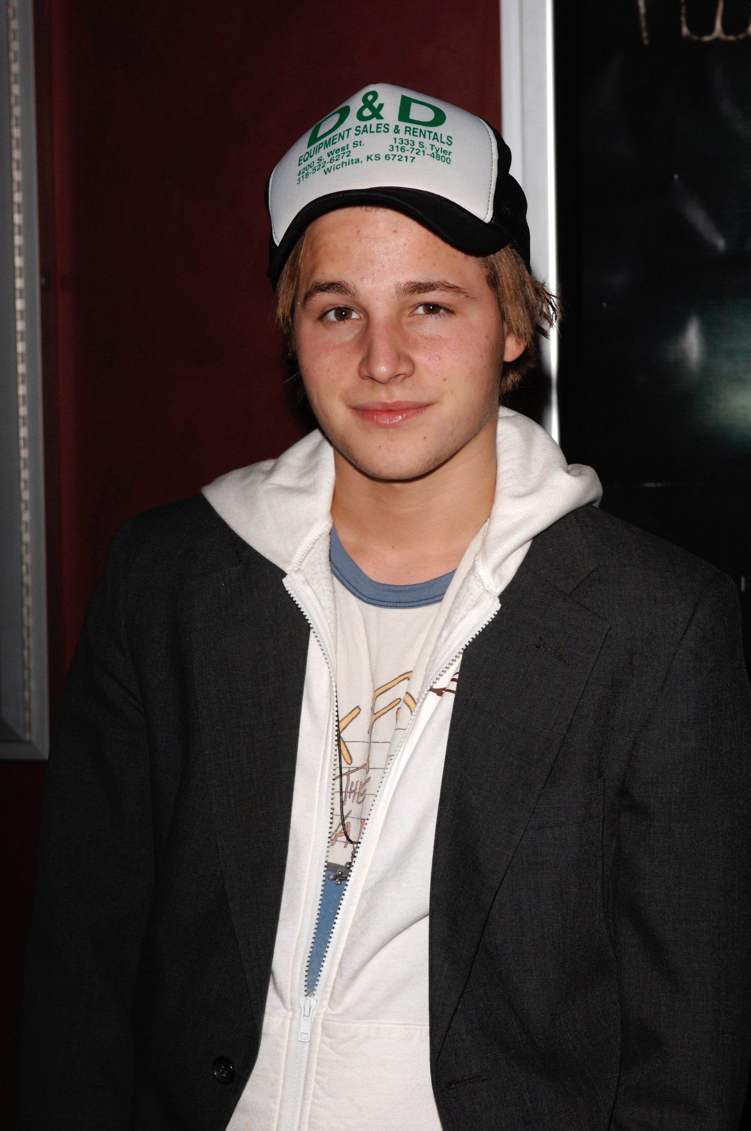 Pictures of Shawn Pyfrom