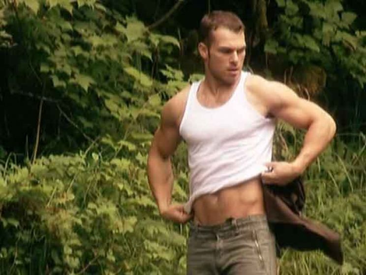 Shawn Roberts