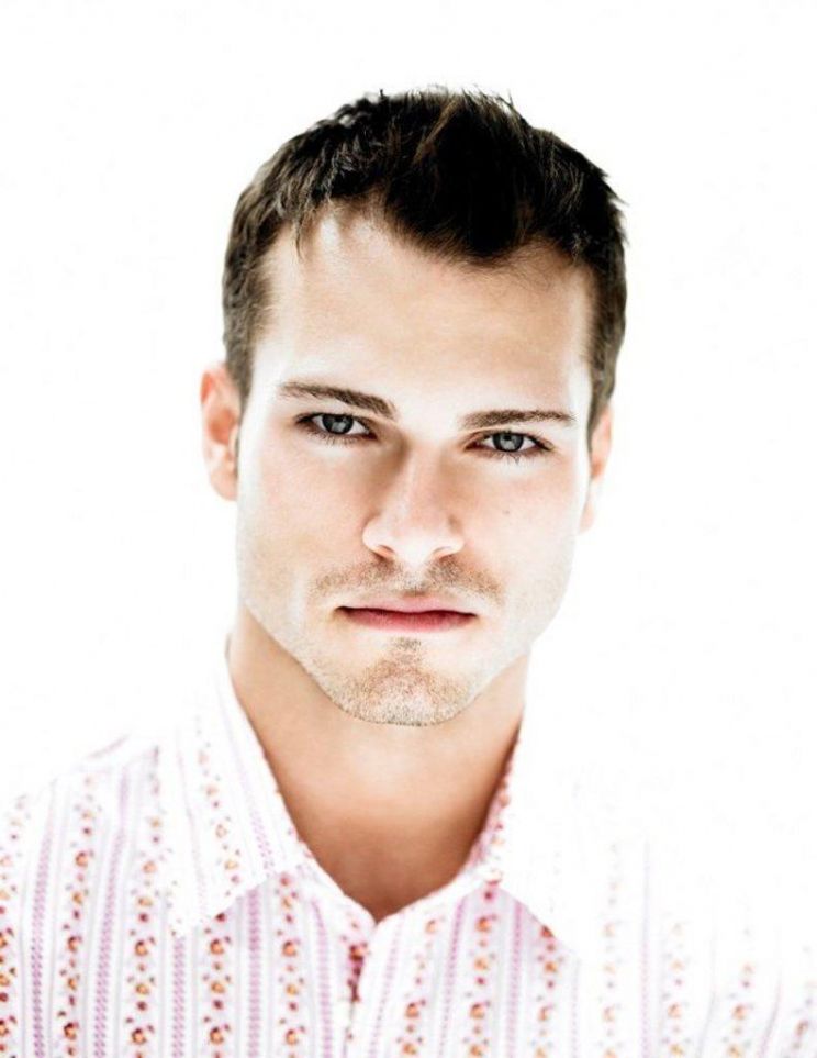 Shawn Roberts