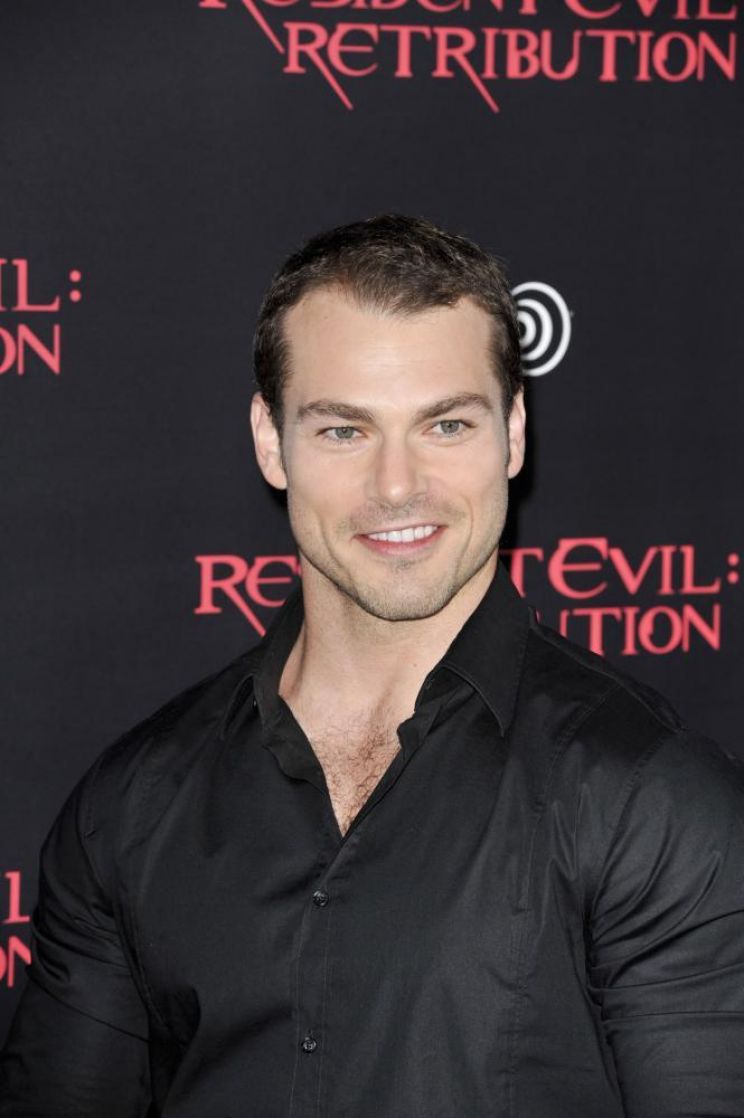 Shawn Roberts