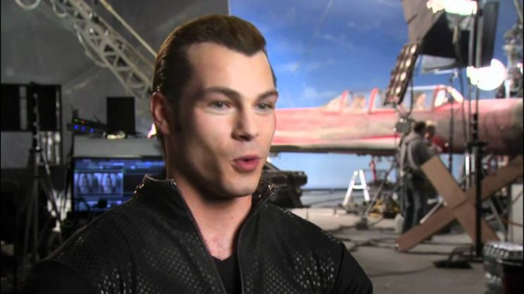 Shawn Roberts