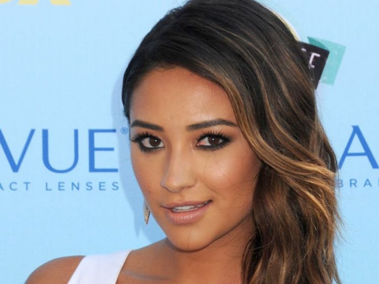 Shay Mitchell