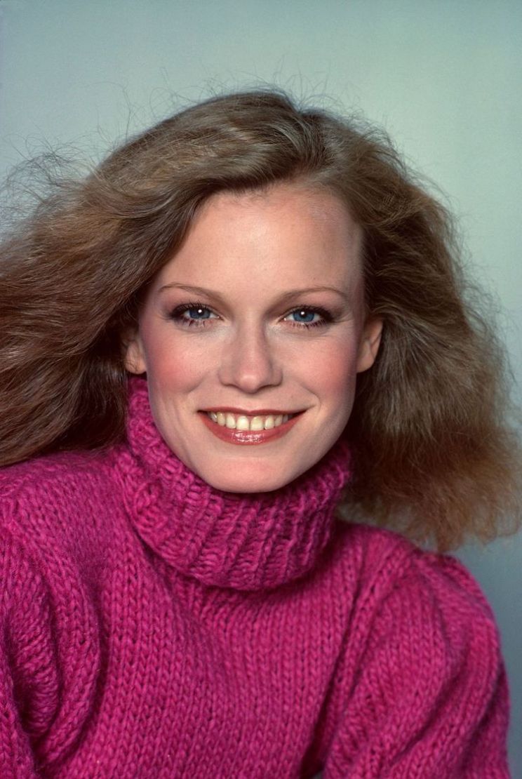 Shelley Hack