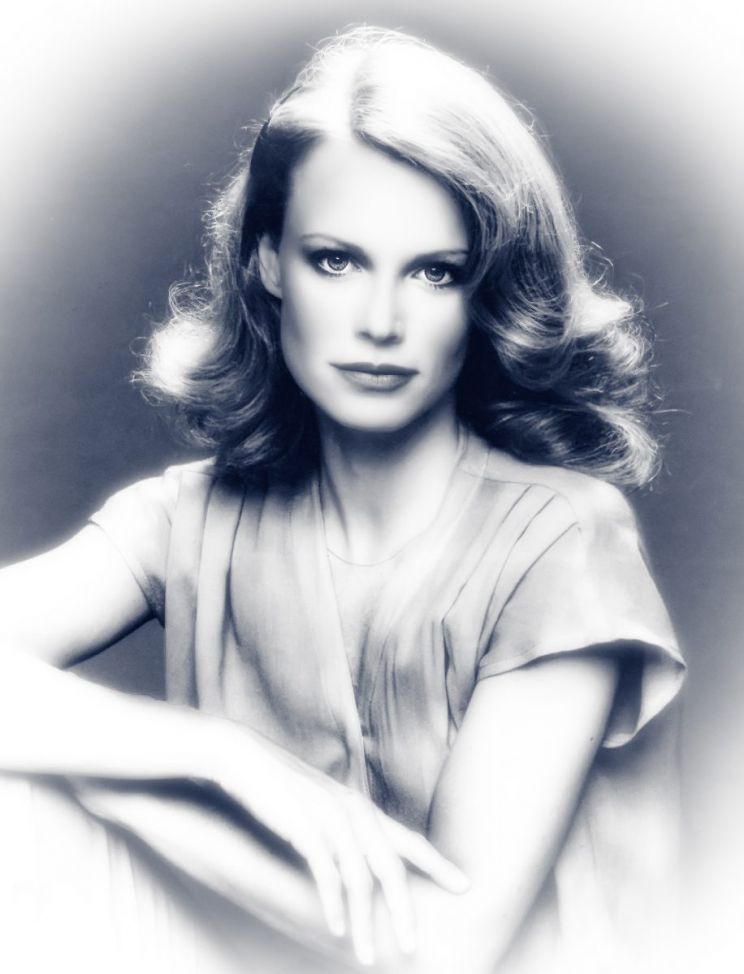 Shelley Hack