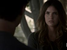 Shelley Hennig photo