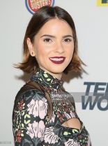 Shelley Hennig