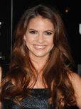 Shelley Hennig