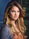 Shelley Hennig